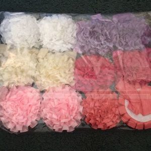 Set of 12, bows for baby/toddler feet 🤗